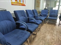 оффис болон сургалтанд ашиглагдах 6 ширхэг сандал болон ширээ дэлгэц зарнаа /хямдхан/ оффис болон сургалтанд ашиглагдах 6 ширхэг сандал болон ширээ дэлгэц зарнаа /хямдхан/