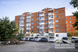 Монгол банкны замын эсрэг талд, Жүр үр-н урд талын байранд 60м2 бүхий 2 Монгол банкны замын эсрэг талд, Жүр үр-н урд талын байранд 60м2 бүхий 2