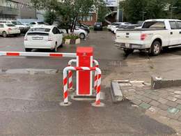 Зогсоолын ухаалаг Автомат хаалт болон Гаражийн хаалга , карт болон чип Зогсоолын ухаалаг Автомат хаалт болон Гаражийн хаалга , карт болон чип