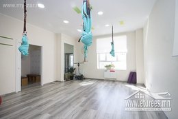 Замын цагдаа-н хойшоо 1 давхарын 45м2 үйлчилгээний талбайг 135 сая₮-р худалдана. Замын цагдаа-н хойшоо 1 давхарын 45м2 үйлчилгээний талбайг 135 сая₮-р худалдана.