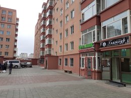 Баянмонгол хороололд 402 байранд 87.79 квм , 1 давхарт, цонх наран талдаа Баянмонгол хороололд 402 байранд 87.79 квм , 1 давхарт, цонх наран талдаа
