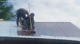 байшингийн дээвэрийн засвар.будаж өгнө дээвэрийн цоорхойг бөглөнө . байшингийн дээвэрийн засвар.будаж өгнө дээвэрийн цоорхойг бөглөнө .