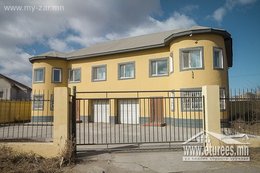 Сүнжингранд зочид буудлын баруун урагшаа байрлалтай, нарны замаасаа ордог, Сүнжингранд зочид буудлын баруун урагшаа байрлалтай, нарны замаасаа ордог,
