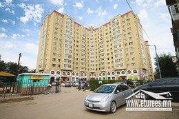 Цирк-н баруун талд буюу Орос 3-р сургуулийн зүүн талын Номун хотхонд 60м2 Цирк-н баруун талд буюу Орос 3-р сургуулийн зүүн талын Номун хотхонд 60м2
