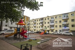 Peace Mall-н зүүн талд 1 өрөө, тавилгатай байрыг 650,000₮-р хөлслүүлнэ. Peace Mall-н зүүн талд 1 өрөө, тавилгатай байрыг 650,000₮-р хөлслүүлнэ.