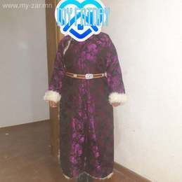 Хурган дээл мөнгөн бүстэй цоо шинэ байнга зарна Хурган дээл мөнгөн бүстэй цоо шинэ байнга зарна