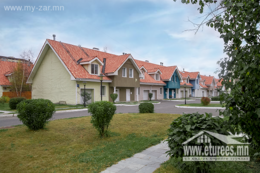 Сүхбаатар дүүрэг, Энэтхэг элчин-н зүүн талд байрлалтай 220м2 1-2 давхар Сүхбаатар дүүрэг, Энэтхэг элчин-н зүүн талд байрлалтай 220м2 1-2 давхар