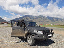 2011/2011 Land Cruiser 200 машин зарна. Хойноо хөтлөгчтэй, механик бензин 2011/2011 Land Cruiser 200 машин зарна. Хойноо хөтлөгчтэй, механик бензин