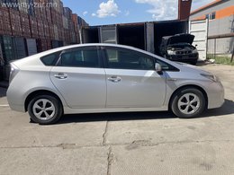 Утас: 99080814 Сая буусан 2013 оны мөнгөлөг өнгийн Prius 30 зарна 3.5 үнэлгээтэй, Утас: 99080814 Сая буусан 2013 оны мөнгөлөг өнгийн Prius 30 зарна 3.5 үнэлгээтэй,