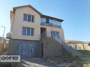 10×9 харьцаатай 240м.кв 2давхар тоосгон байшин, 4унтлагын өрөө, 10×9 харьцаатай 240м.кв 2давхар тоосгон байшин, 4унтлагын өрөө,