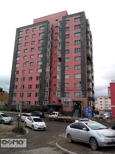 Хороололын эцсийн Emart дэлгүүрийн ард 3өрөө байр гражын хамт зарна. Хороололын эцсийн Emart дэлгүүрийн ард 3өрөө байр гражын хамт зарна.