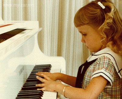 Төгөлдөр хуур хөгжмийн 100% ганцаарчилсан сургалт 7 наснаас дээш насынхан 